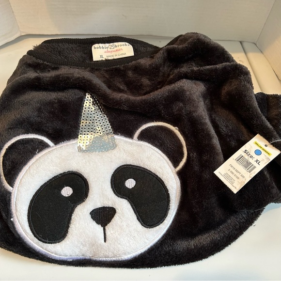 Bobbie Brook 2-pc black velvet long sleeve sleepwear with short - Picture 4 of 11